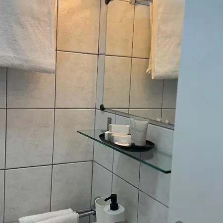 Sa Pogledom Na Penzion 3*